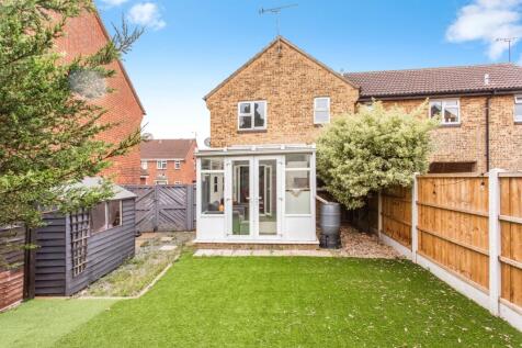 Southend-on-sea, SS3 - property photo