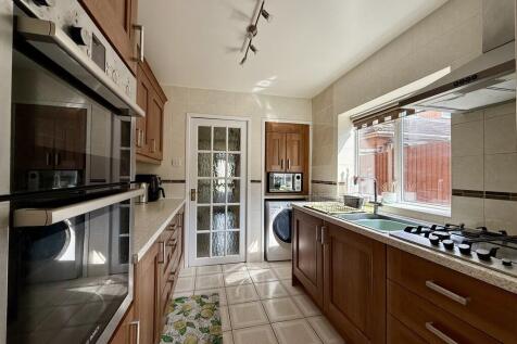 Palmer Road, Whitnash, Leamington Spa photo 3