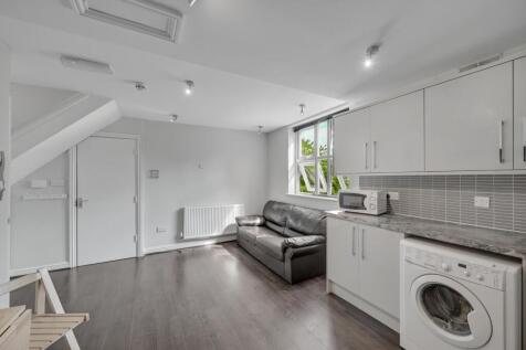 Broomhall Court, Broomhall, Sheffield photo 3