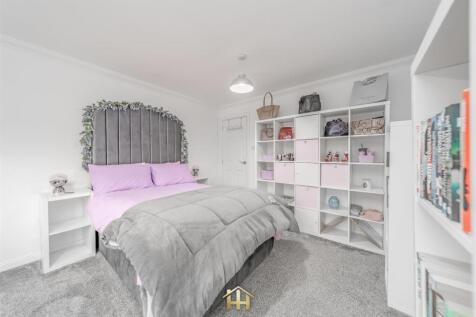 136 WILLIAM FITZGERALD WAY DUNDEE 151225 EDIT (21 