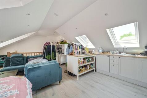 Denmark Street, Wokingham, Berkshire, RG40 photo 4