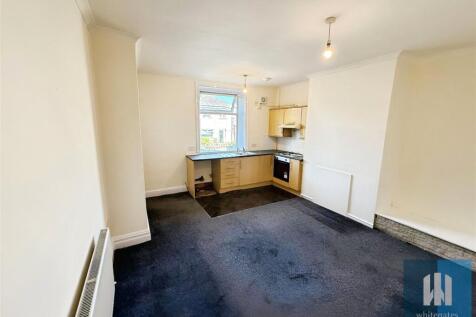 New Hey Road, Oakes, Huddersfield, HD3 photo 2