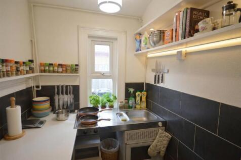 Kitchen1.jpg