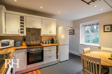 Llys Gwilym, Cilgwyn Road, Llanelian Yn Rhos, Colwyn Bay, Conwy photo 5