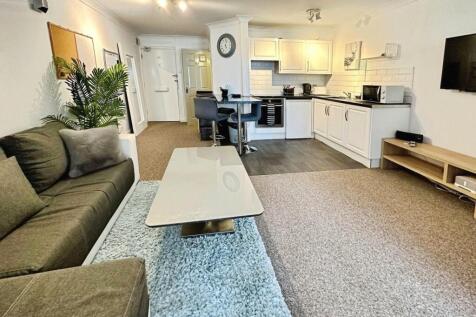 Living Room/Kitchen