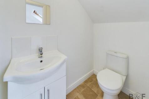 Soundwell Road, Staple Hill photo 3