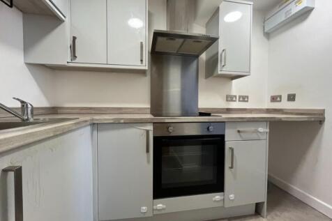 flat 3, 13 monson kitchen 2