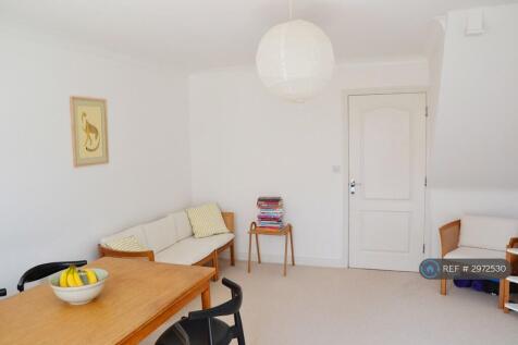 Living Room / Diner