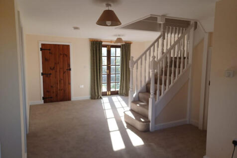 Shilton Road, Carterton, Oxfordshire, OX18 photo 3