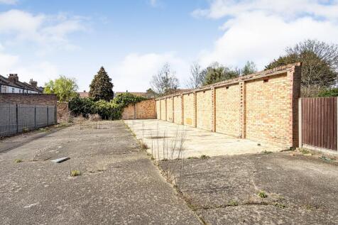 Land and former garage site at Oatlands Road, Enfield EN3 5LJ