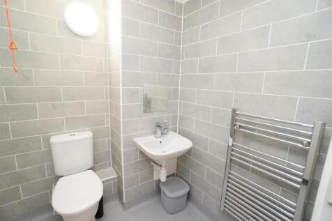 bathroom1.jpg