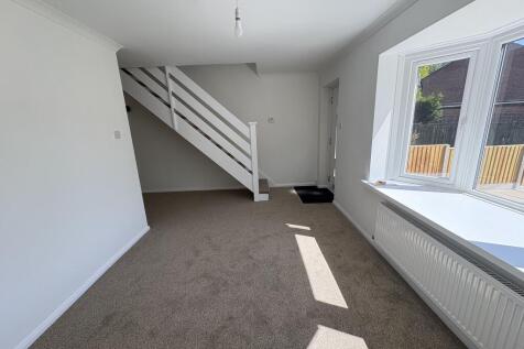 Woodvale Close, Lincoln, LN6 3RL photo 4