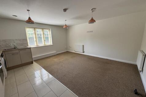 Hillmorton Road, Rugby photo 5