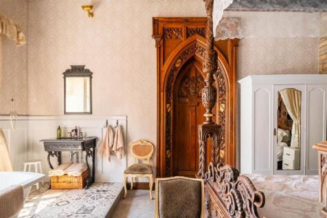Bedroom6-5.jpg