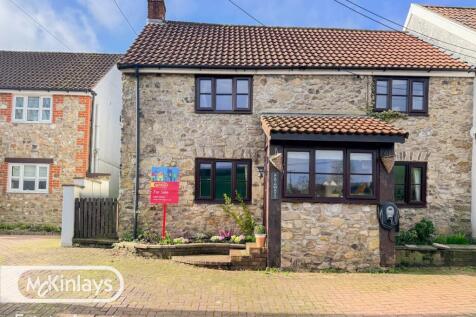 Charming 3-Bedroom 18th Century Village Cottage w
