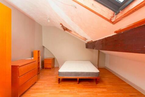 Moss Lane, Manchester, M14 photo 5