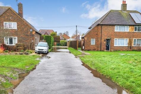 Garages at Critchfield Road, Bosham, Chichester, West Sussex, PO18 8HH