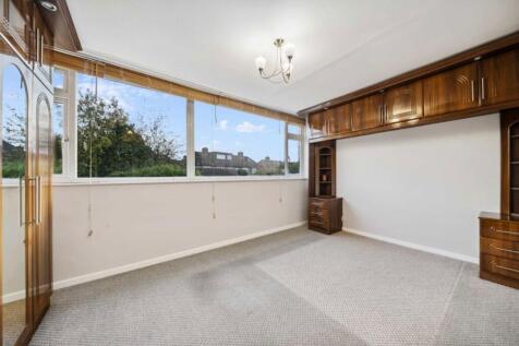 Kneller Road, Whitton photo 5