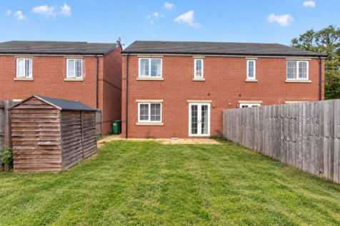 Tidy Red-Brick Garden and Shed.png