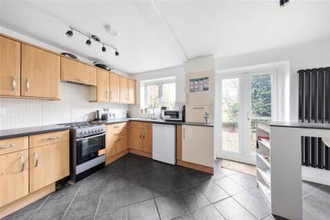 Regency Close, Chigwell, IG7 photo 3