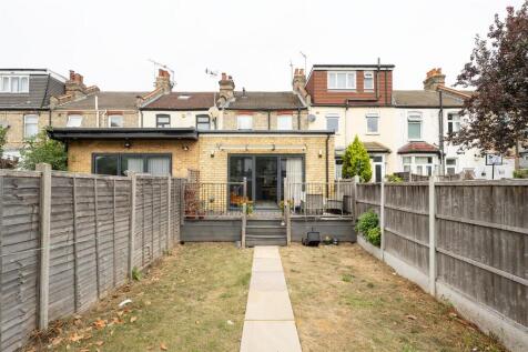7 Empress Avenue, E4