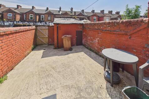 CAM04645G0-PR0083-STILL008.jpg