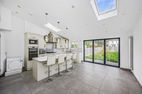30 ridgeway gardens-10.jpg
