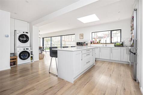 Kitchen/Breakfast Rm