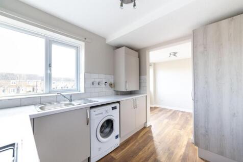 Available Now - Shawdon Close, Westerhope, NE5 photo 4