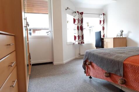 Flat 4, Room 2 (2).jpg
