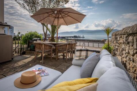 Exterior - 2 Bulkeley Terrace, Beaumaris-2.jpg