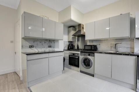 01-937915-db58JHPropWpen- 56 Cranston Road - 13.jp