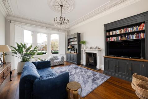 2 sitting Room