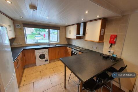 Hmo Licenced - St. Mungo Avenue, Glasgow, G4 photo 3