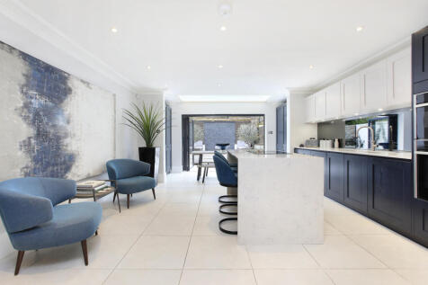 property in Stirling Road, 
Clapham, SW9