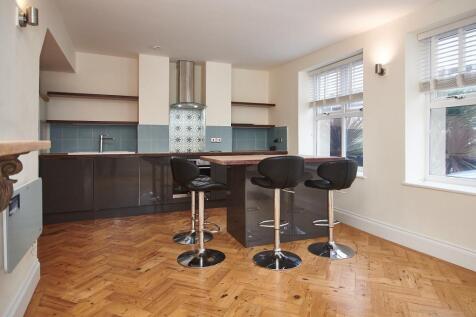 Kitchen - pic 1