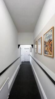 Office to rent Image 5