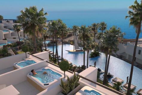 LAST ONE 3 Bedroom Luxury Penthouse Apartment with Jacuzzi Image 9999