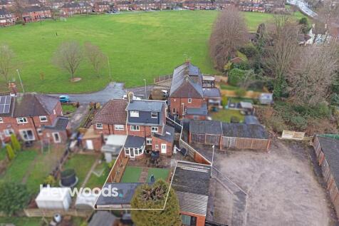 Newcastle, ST5 - property photo