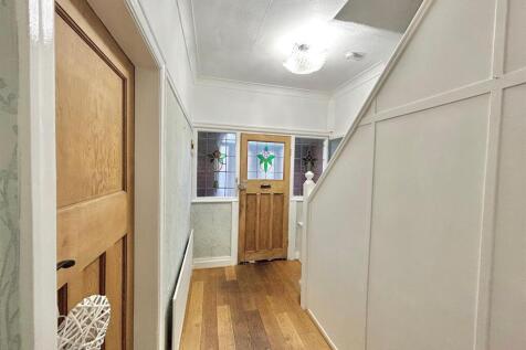 Hallway.jpg