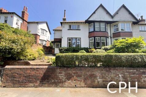 Scarborough, YO11 - property photo
