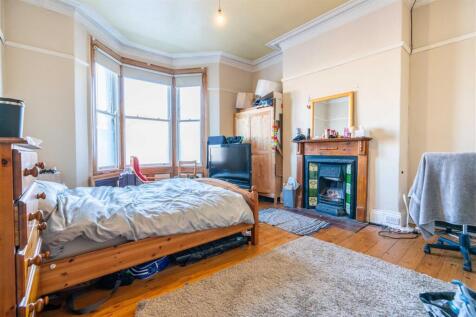 Available June 2027, **£150pppw** Bayswater Road, Jesmond, NE2 photo 4