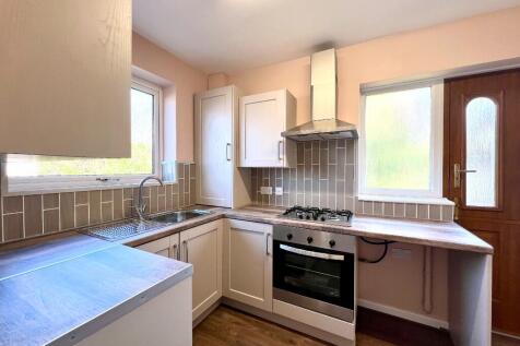 Hollins Avenue, Hyde, Greater Manchester, SK14 photo 3