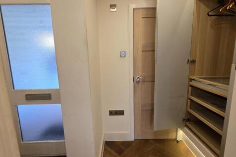 entrance hall wardrobe.jpg
