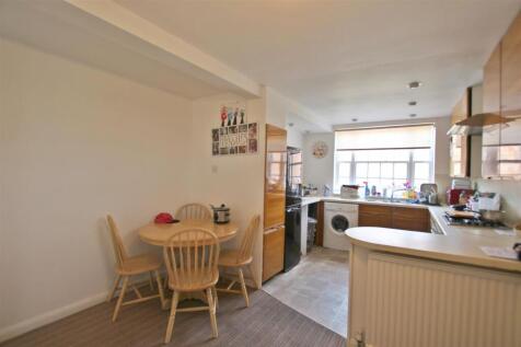 Willowgate, Pickering, YO18 photo 3