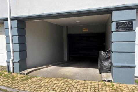 garage.jpg