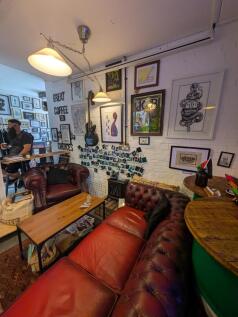 Cafe to rent Image 4
