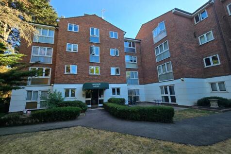 2 bed flat for sale Lakeside Lodge, Bridge Lane, 
