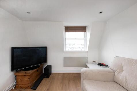 Top Floor Flat, 18 New King Street, BA1 2BL-5.jpg