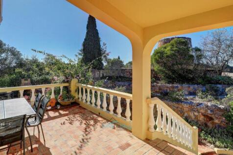 front terrace with awning for shade